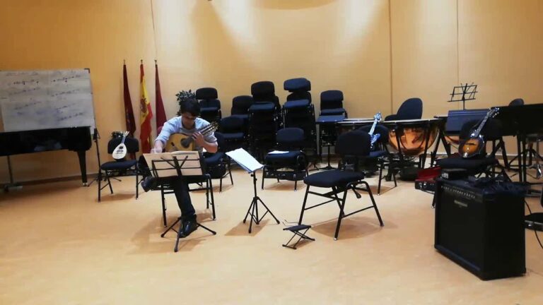 Innovaci&oacute;n en T&eacute;cnicas de Guitarra Flamenca para Fandango