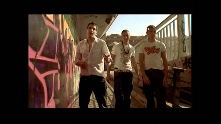 Empoderamiento Femenino en el Cante Flamenco: Voces que Transforman