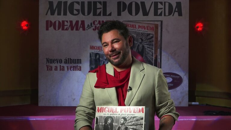 Poes&iacute;a Flamenca: Versos que Cantan al Comp&aacute;s