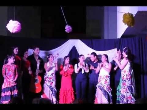 Entre el Folklore Sagrado y el Flamenco: Raíces y Pasiones